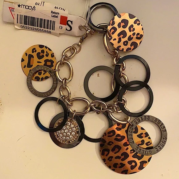 ✨NWT GUESS Y2K BRACELET✨ - Picture 4 of 4